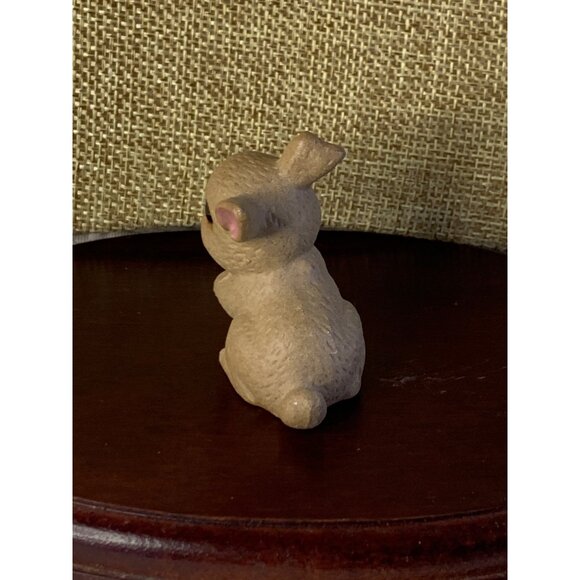 Bunny Rabbit miniature Porcelain figure Vintage M980 1.5 inch tall - Picture 3 of 10